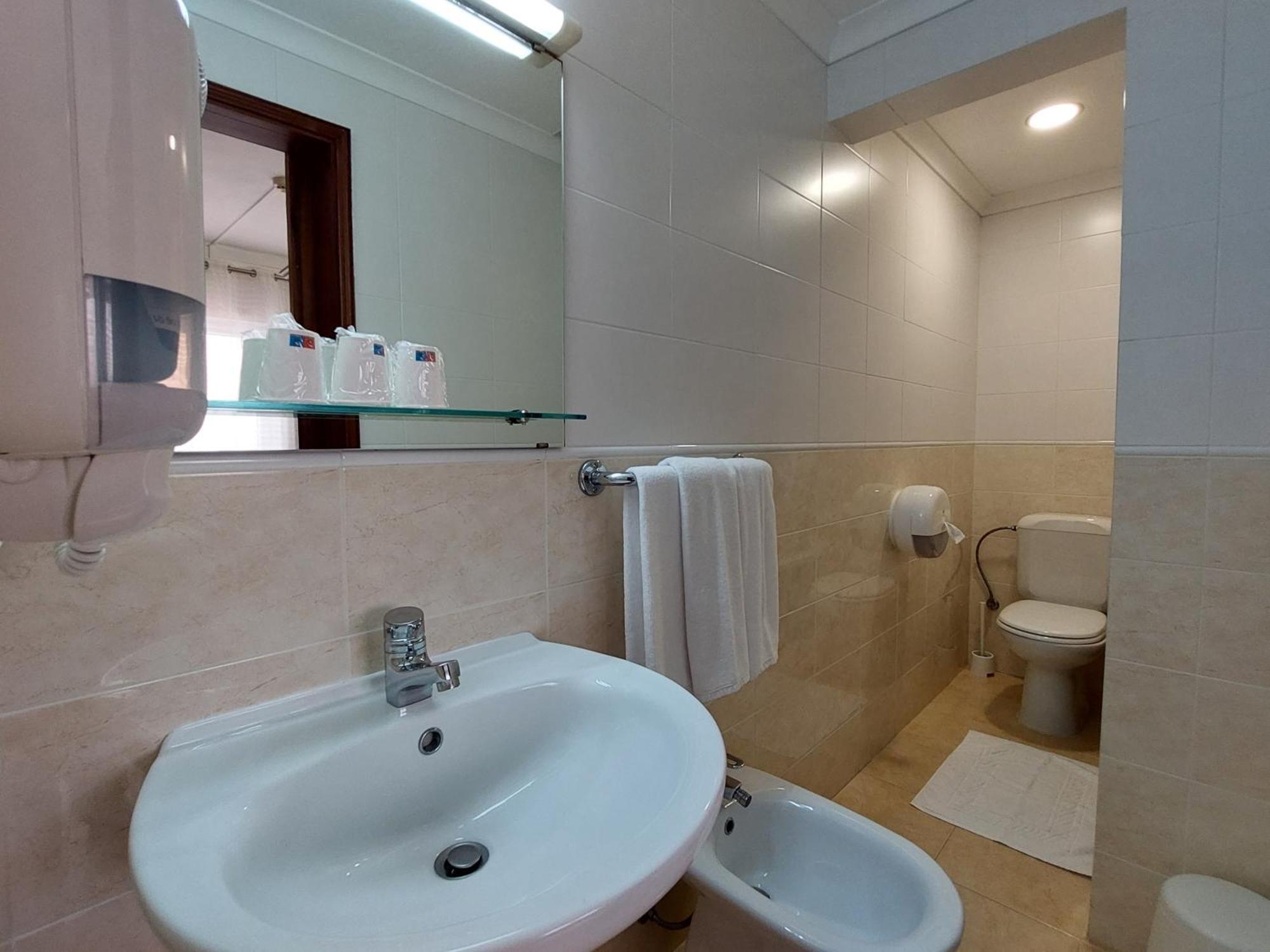 Hotel Santiago Ílhavo Δωμάτιο φωτογραφία