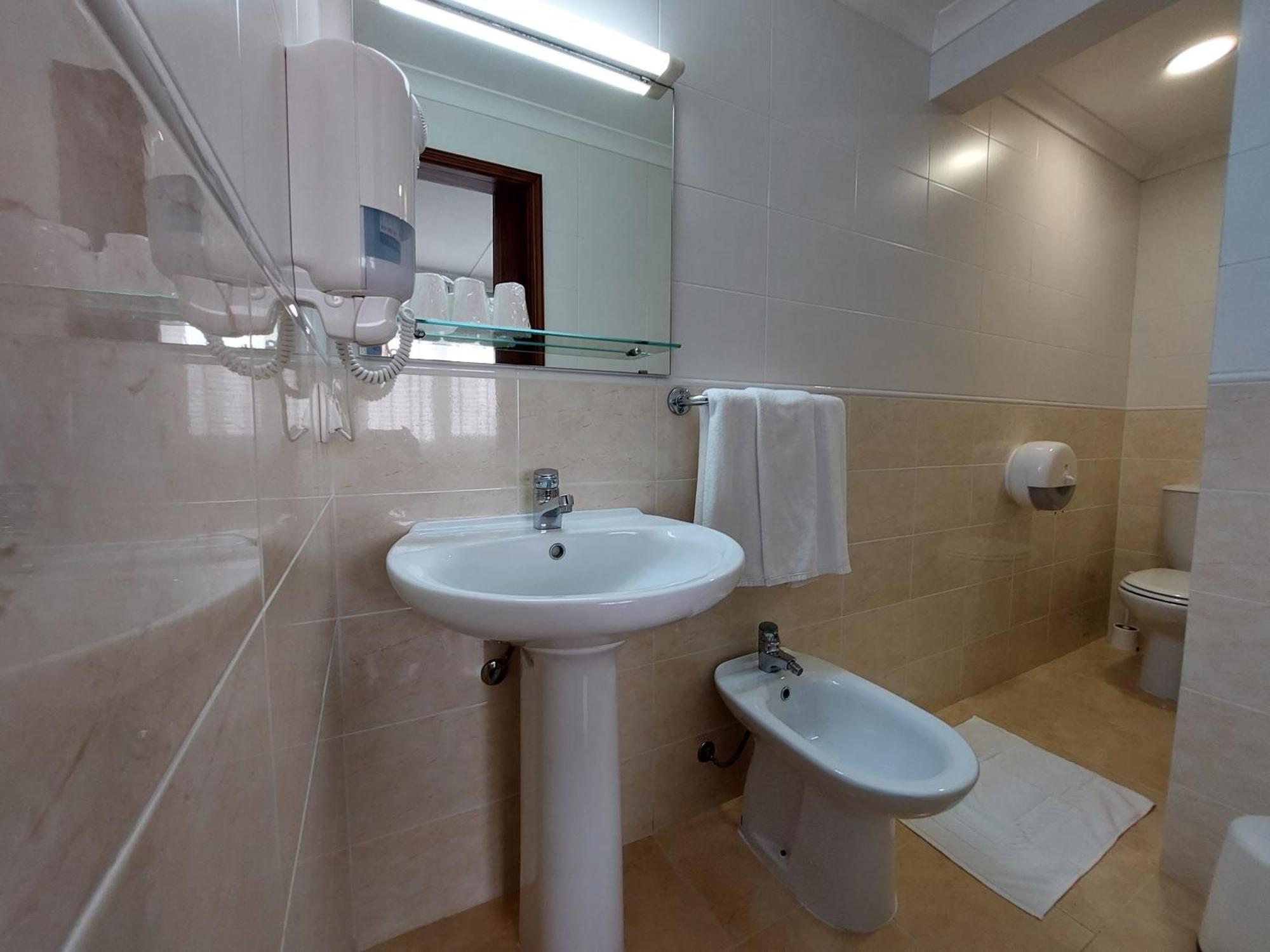 Hotel Santiago Ílhavo Δωμάτιο φωτογραφία